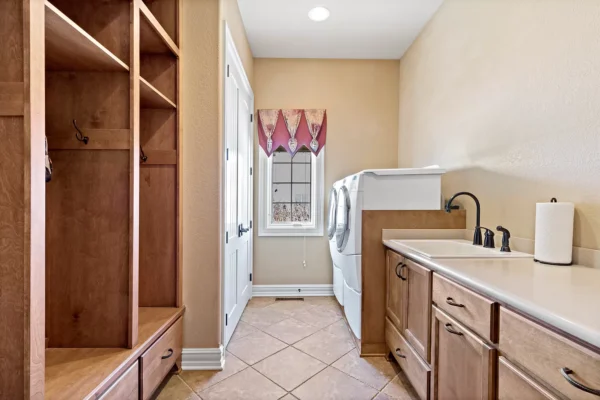 698a0b88e2161f7191adb7f54c49c1da-uncropped_scaled_within_1536_1152