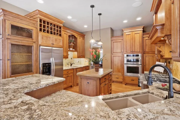 7771fbbf51c4e53e3e8f9f5b61993acc-uncropped_scaled_within_1536_1152