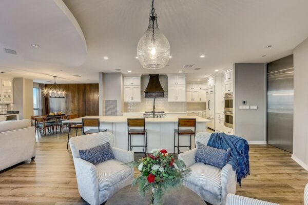 N Prospect Ave Unit 1705-018