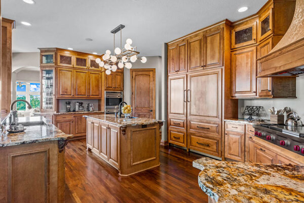 W323N9110-Shadow-Ct,-Hartland---HDR-30