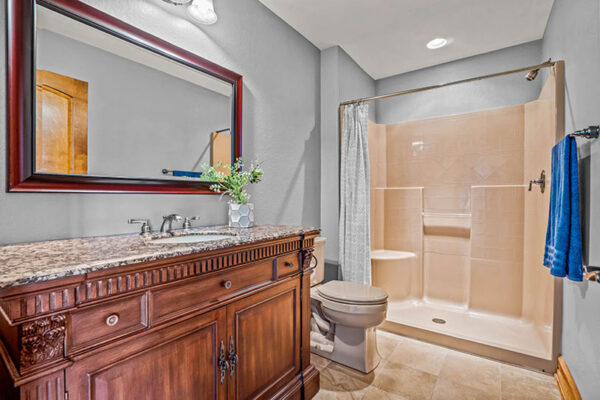 W323N9110-Shadow-Ct,-Hartland---HDR-71