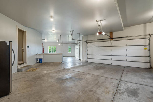 W323N9110-Shadow-Ct,-Hartland---HDR-74