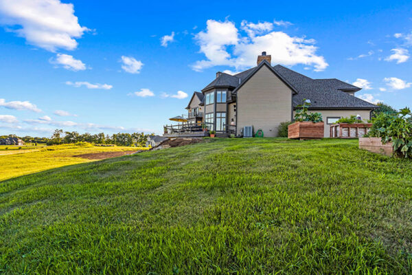 W323N9110-Shadow-Ct,-Hartland---HDR-76