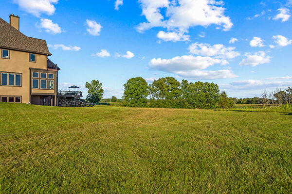 W323N9110-Shadow-Ct,-Hartland---HDR-77