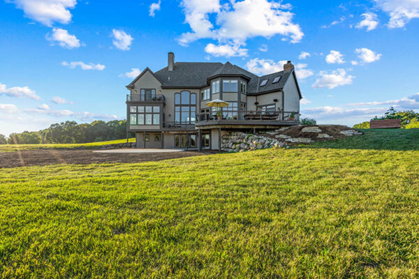 W323N9110-Shadow-Ct,-Hartland---HDR-80